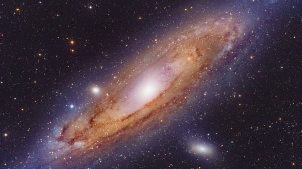 Получено самое детальное радиоизображение галактики Андромеды