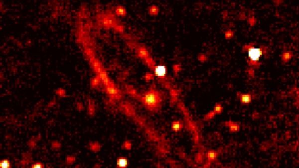 Получено самое детальное радиоизображение галактики Андромеды